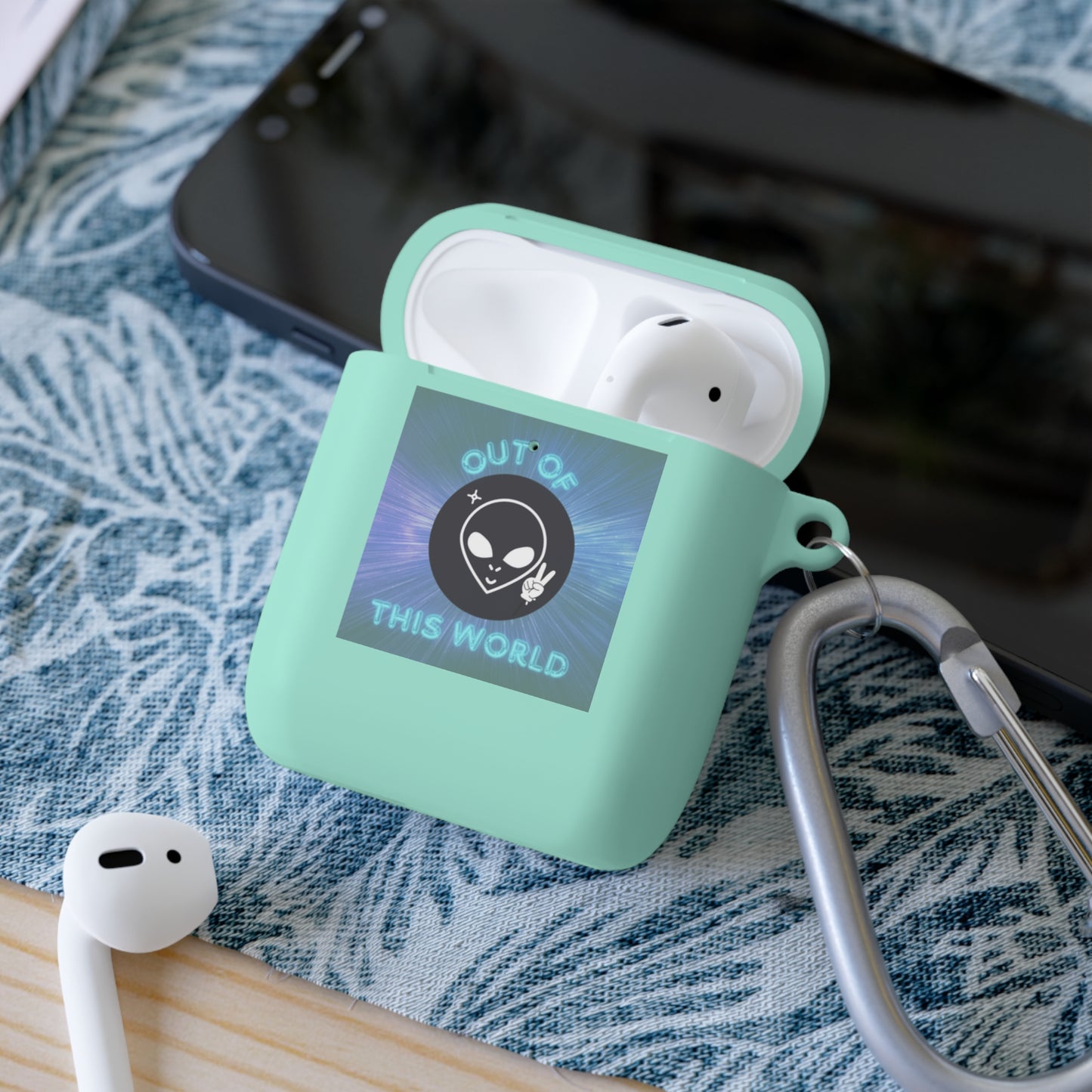 Out Of This World Alien AirPods and AirPods Pro Case Cover