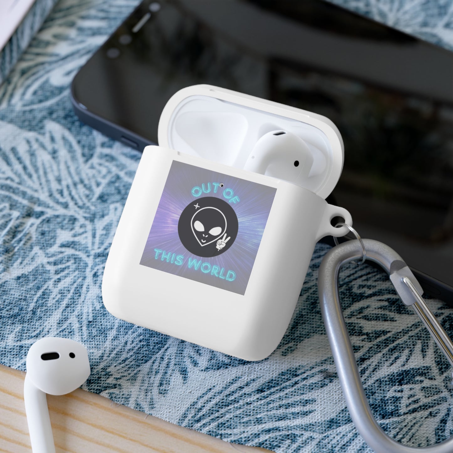 Out Of This World Alien AirPods and AirPods Pro Case Cover