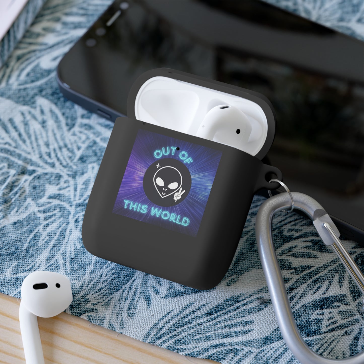 Out Of This World Alien AirPods and AirPods Pro Case Cover