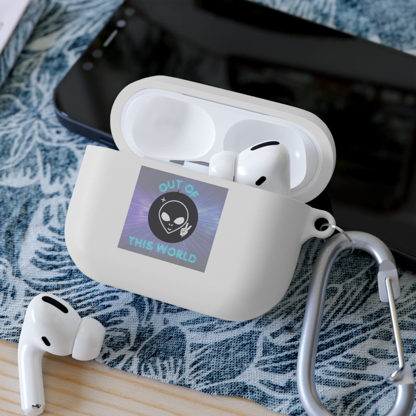 Out Of This World Alien AirPods and AirPods Pro Case Cover